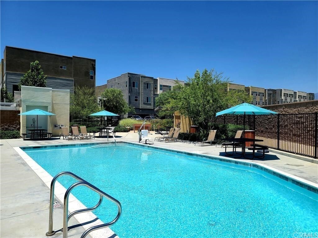 713 Sawyer Plz Unit 11, Upland, CA 91786 Condo for Rent in Upland, CA