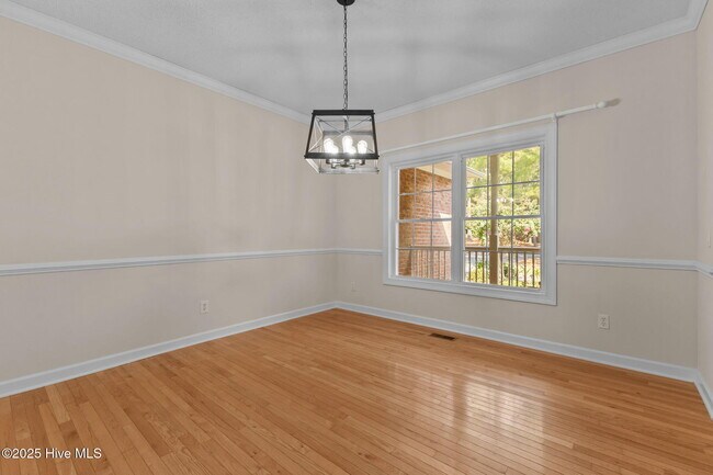 Building Photo - 10 Lodge Pole Ln