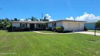 Building Photo - 1264 Seminole Dr
