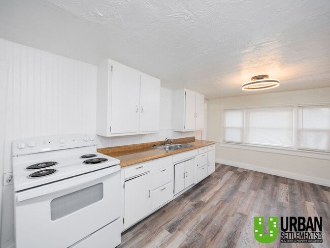 Foto del edificio - 370 E 8th Ave