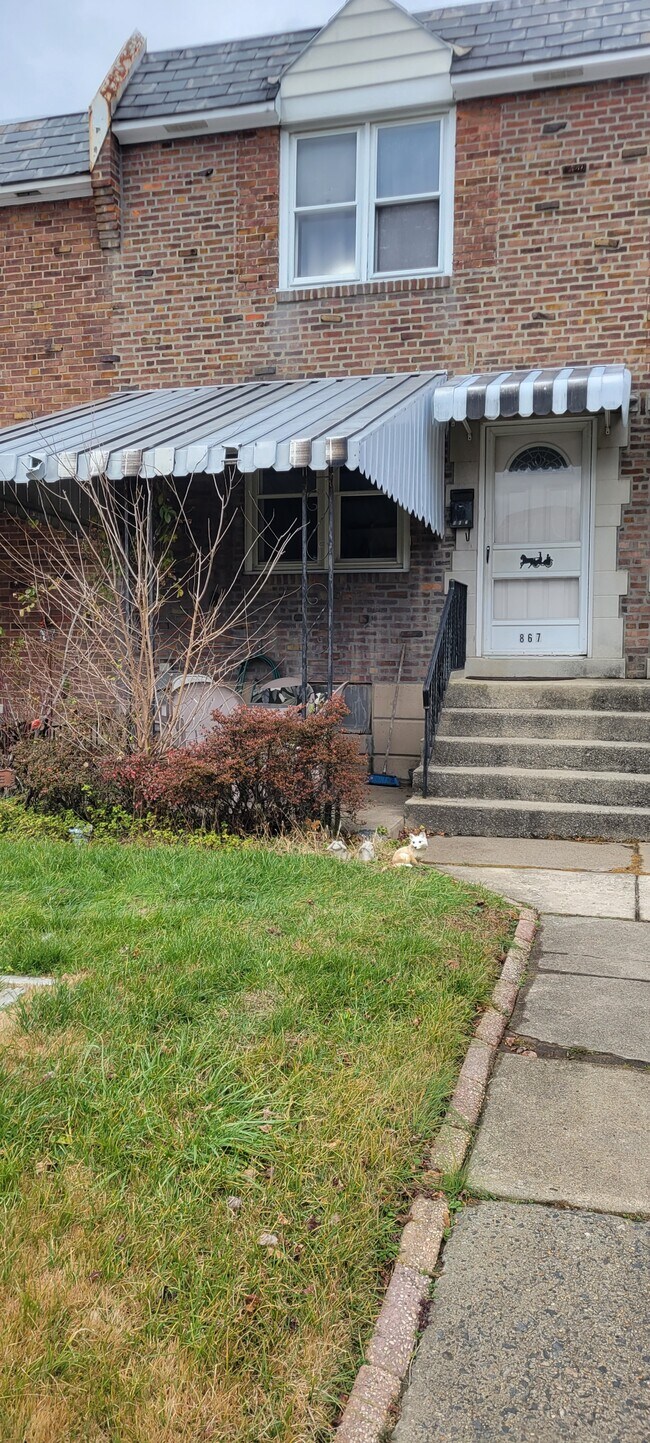 Foto del edificio - 867 Gainsboro Rd