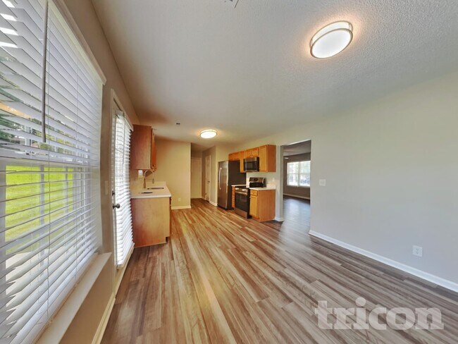 Foto del edificio - 1709 Fern Hill Dr