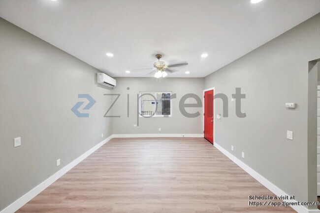 Foto del edificio - 1617 W 24th St