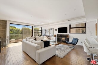 Building Photo - 1410 Innes Pl