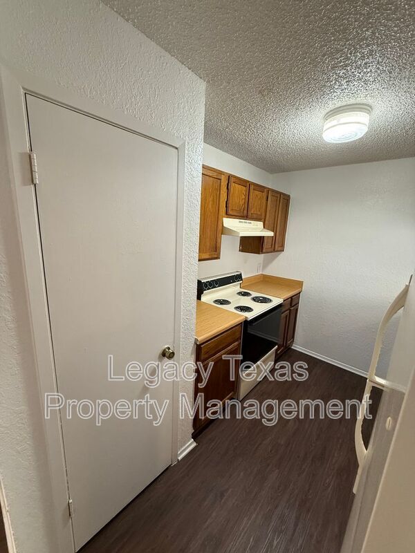 Foto del edificio - 1715 Short St