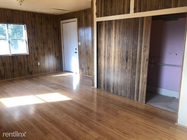 Foto del edificio - 3 br, 1 bath House - 2401 Vanceville Rd.