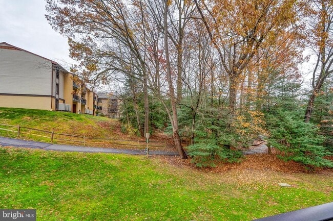 Building Photo - 11643 Stoneview Square