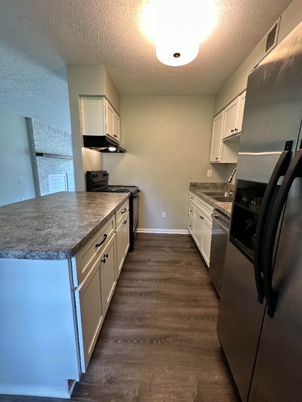 Foto del edificio - 11201 Ginger Rd