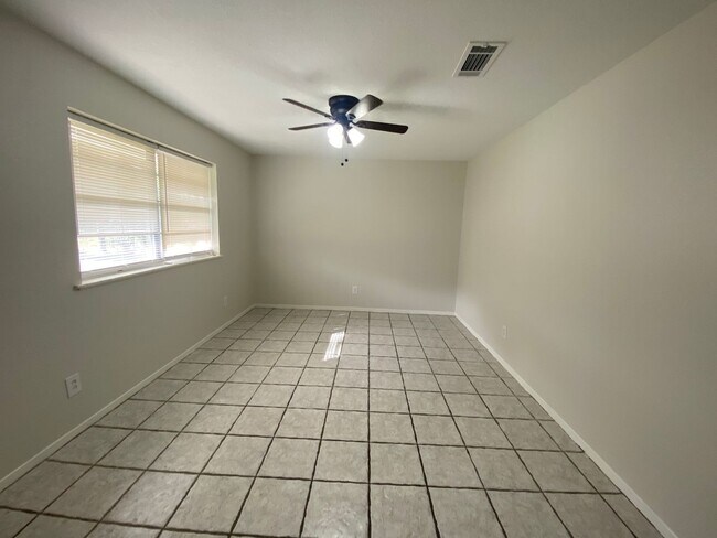 Foto del edificio - Very Nice 3/1/1 home in West Colombia !