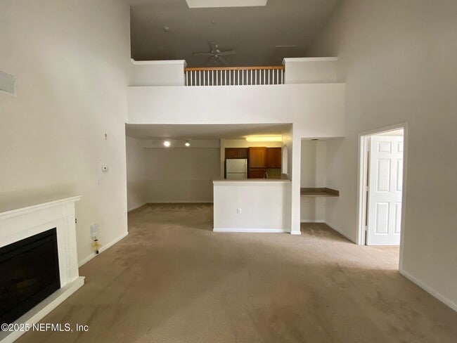 Foto del edificio - 8550 Touchton Rd
