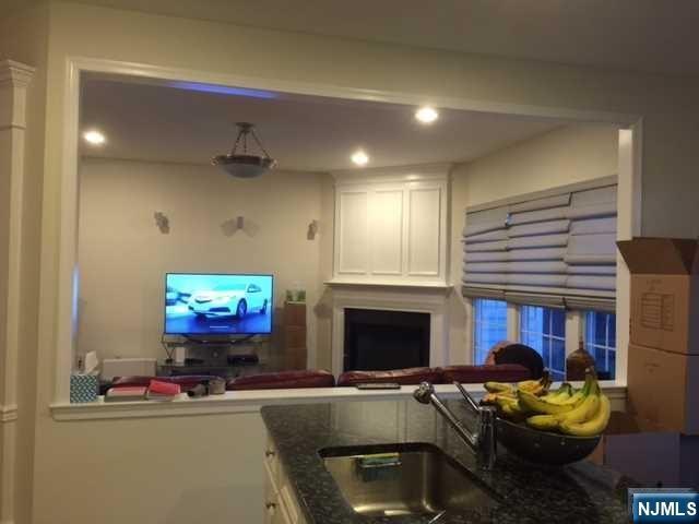 Foto del edificio - 43 Thistle Dr