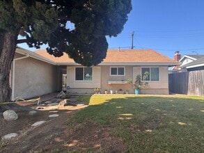 Building Photo - 20021 Shorewood Cir