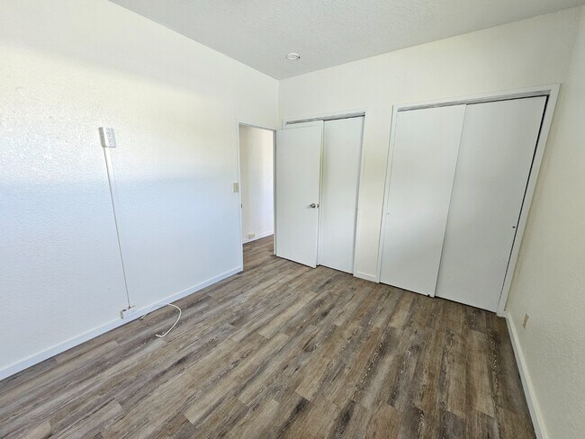 Foto del edificio - 3 Bed / 2 Bath Single-Family Attached Home...