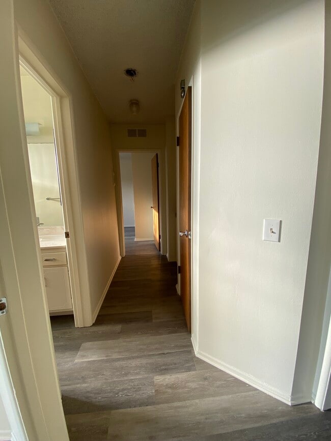 hallway - 1825 N Berendo St