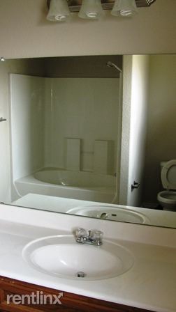 Building Photo - 3002 Montague County Dr