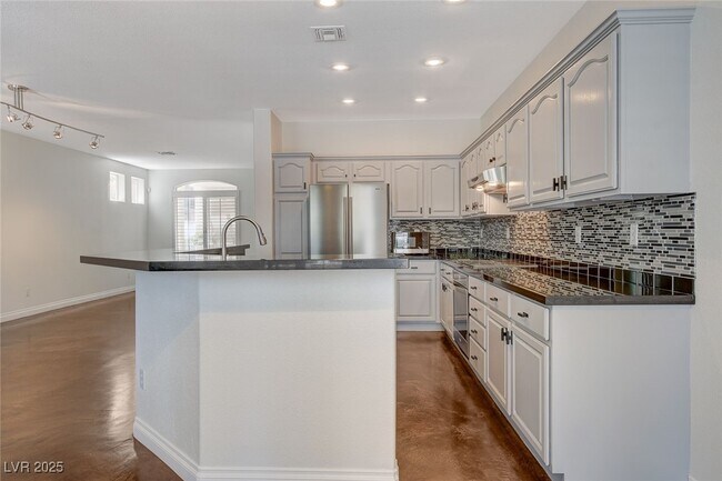 Foto del edificio - 9420 San Laguna Ct