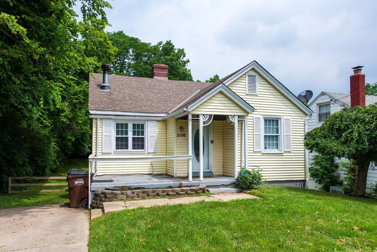 Primary Photo - COLERAIN- 2+ BED/1+ BATH W/ LARGE YARD