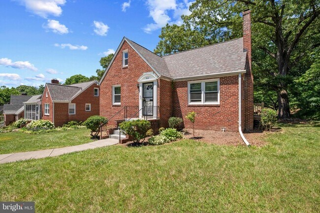 Building Photo - 9110 Autoville Dr