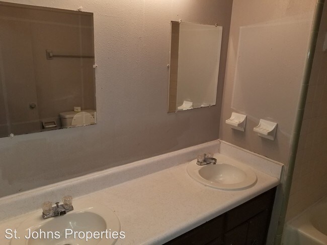 Foto del edificio - 10494 NW 36th Dr