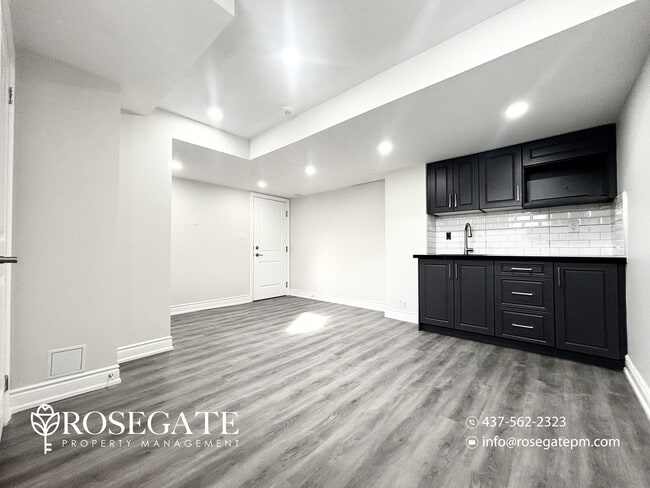 Building Photo - Pet-Friendly 1-Bedroom Basement Apartment with Parking – Milton