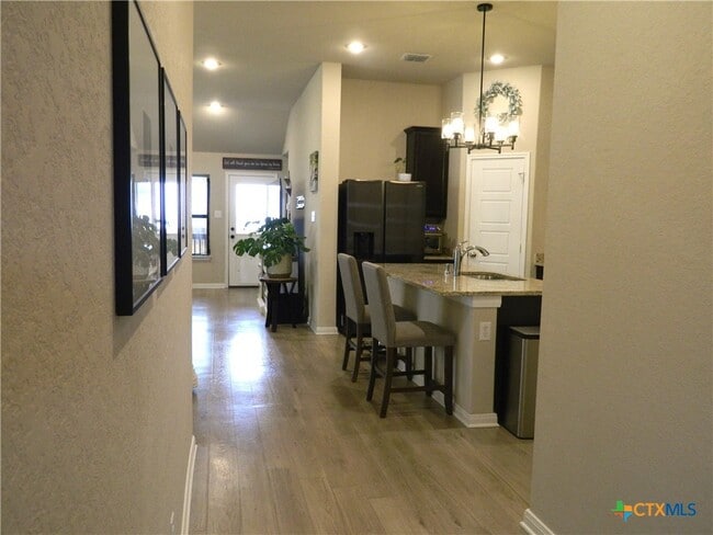 Foto del edificio - 2929 Greenbriar Rd