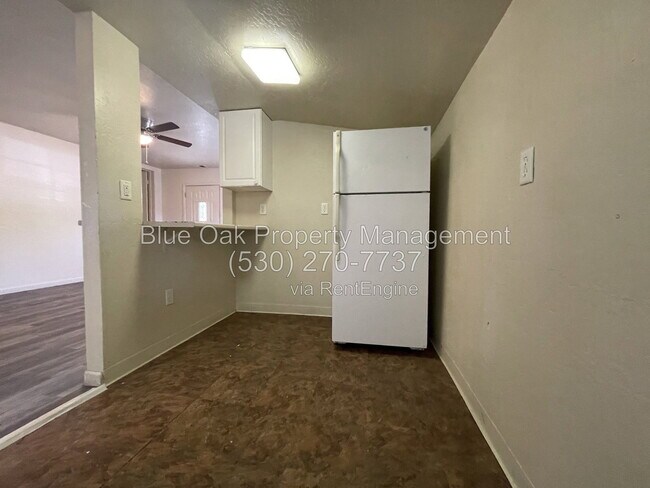 Foto del edificio - 524 W 1st Ave