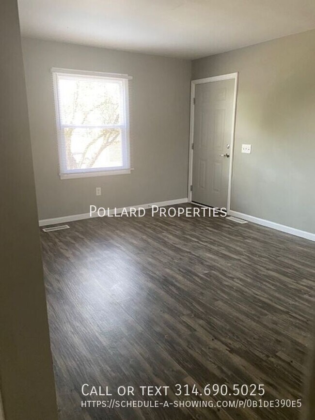 Building Photo - 201 Bedford Dr