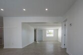 Foto principal - 7871 Hope St