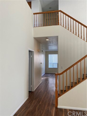 Building Photo - 2705 Somerset Pl