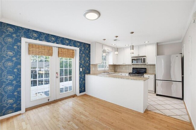 Foto del edificio - 1101 Collier Rd NW