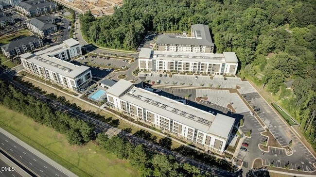 Building Photo - 5580 Farrington Rd