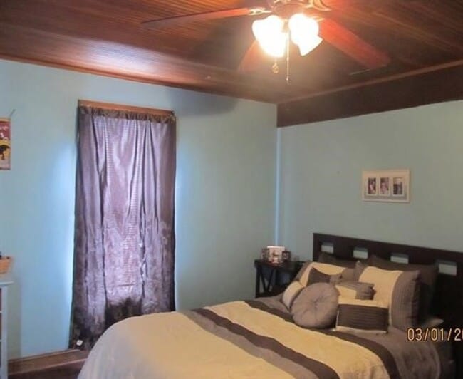 Foto del edificio - 4 bedroom house