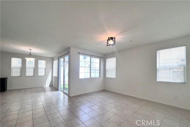 Building Photo - 2873 S Via Belamaria