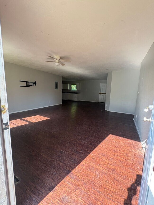 Foto del edificio - 935 N Missouri Ave