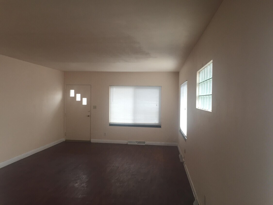 Foto del edificio - 2733 169th St