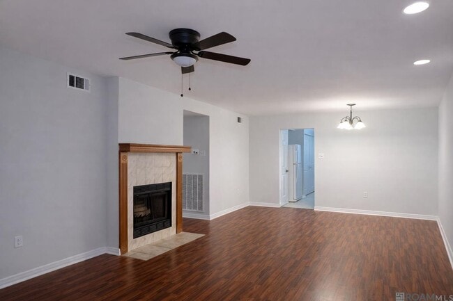 Building Photo - 224 Ocean Dr