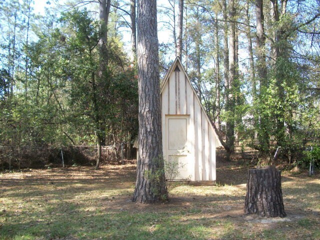 Building Photo - 235 Heather Way
