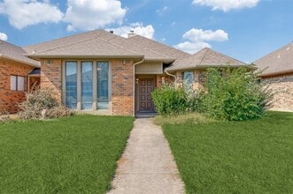 Building Photo - 4933 Glenscape Trail