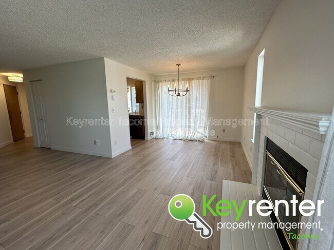 Foto del edificio - 3422 N Bristol St