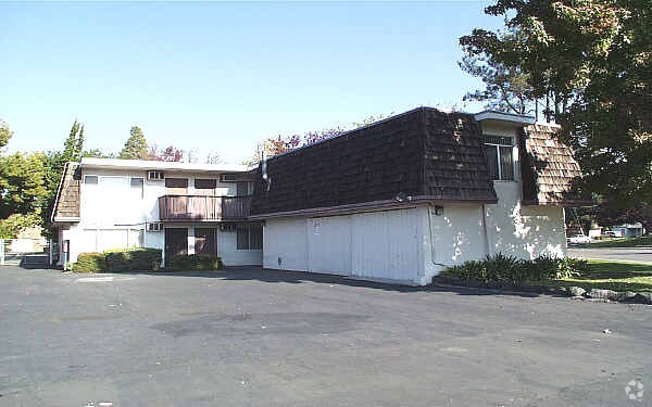 Building Photo - 6191 Gettysburg Pl