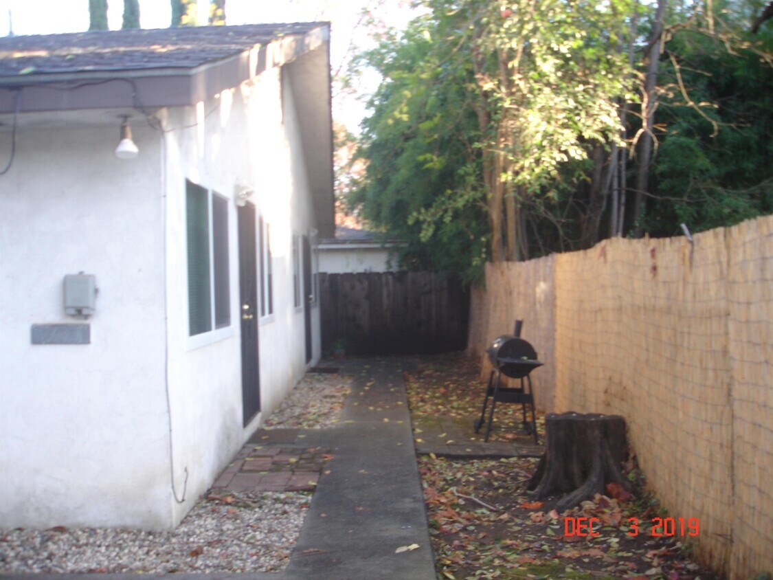 Foto del edificio - 528 Ivy St