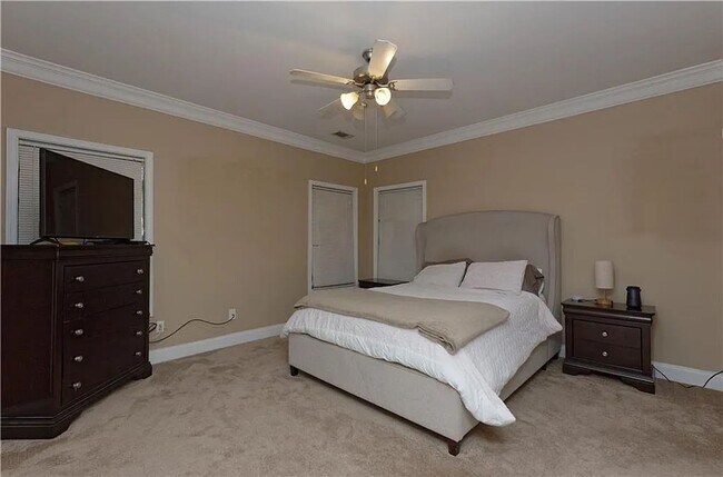 Foto del edificio - 5 Bedroom 3.5 Bathroom House in Douglasville GA