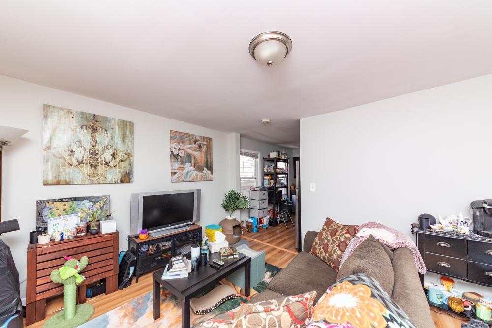 Foto principal - 2 bedroom in Chicago IL 60607