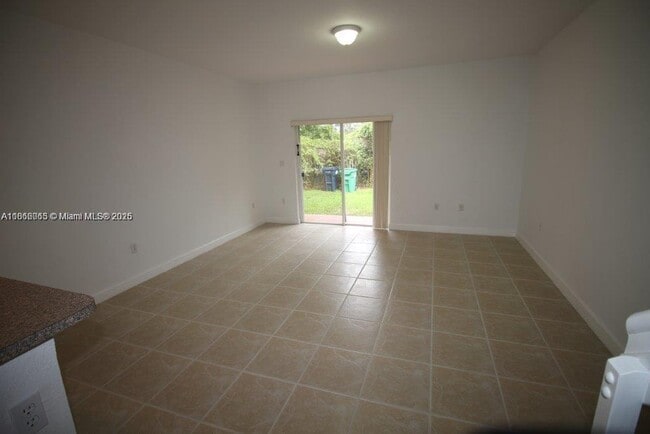 Building Photo - 8440 SW 150th Ave