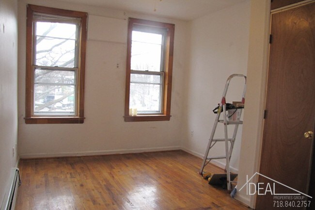 Foto del edificio - Marvelous 2BR in Windsor Terrace!