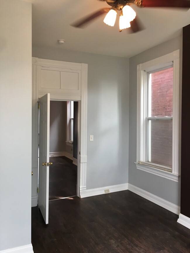 Building Photo - 2710 Armand Pl