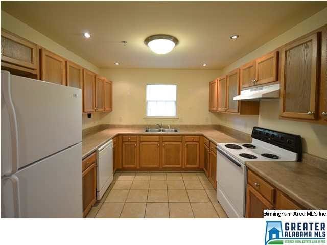 Building Photo - 185 Allen Dr