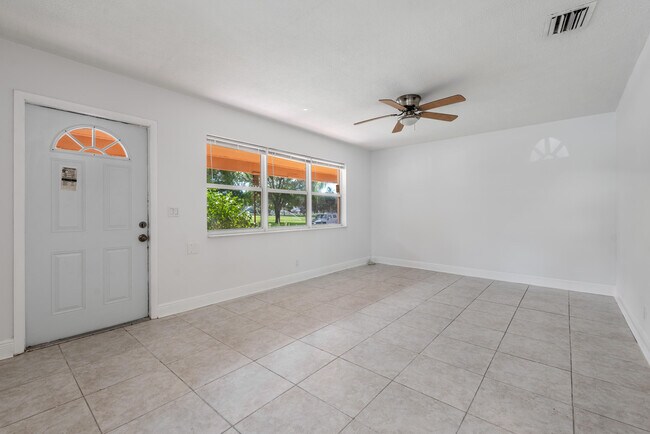 Foto del edificio - 923 S Pine St