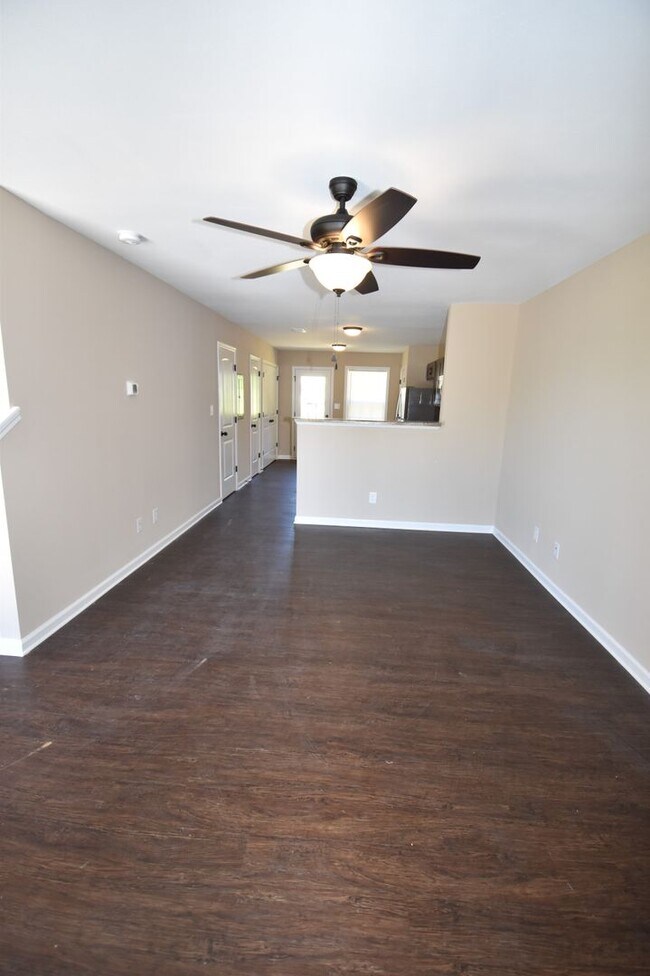 Building Photo - Amberjack Ct - 1469