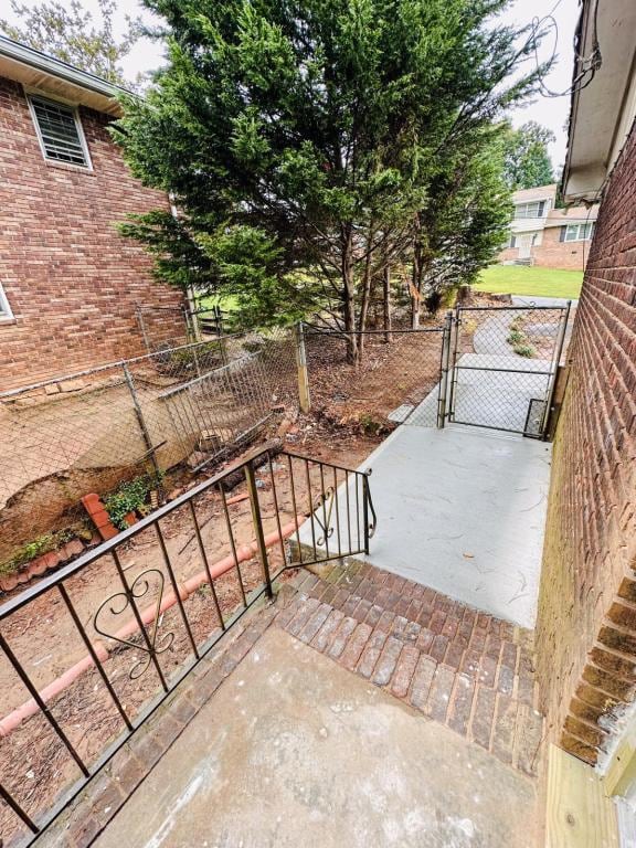 Building Photo - 6071 Pinecreek Rd